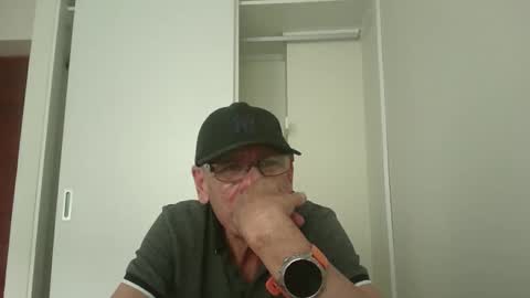 armaduradeacero online show from June 7, 9:53 pm