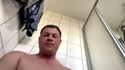 armyskater32 online show from March 3, 12:06 pm