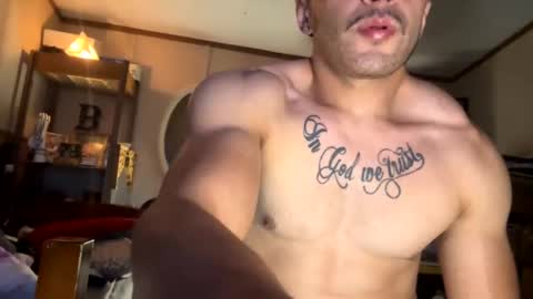 aroddriguezz2020 online show from October 8, 7:14 am