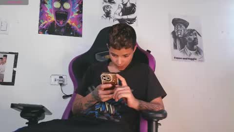 Aron online show from December 19, 6:56 pm