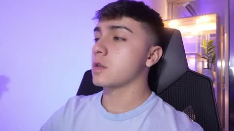 aron__cooper online show from December 2, 12:09 am