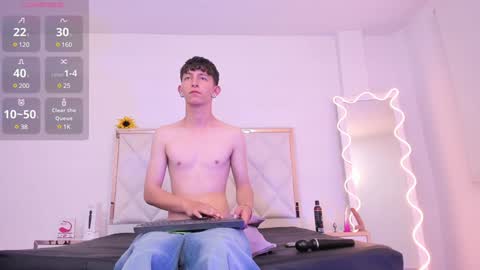  your aron  online show from December 22, 10:06 am