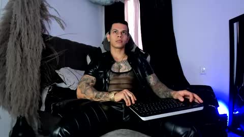 DarkMaster online show from May 11, 4:04 pm