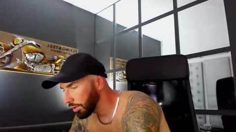 AronGrant online show from September 10, 9:32 am