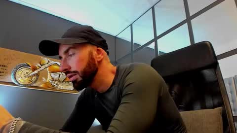 AronGrant online show from January 7, 11:37 am