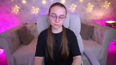 arrinawair online show from March 18, 7:58 am