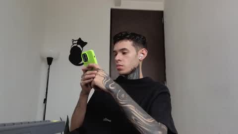   online show from February 24, 6:22 pm