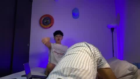   online show from April 28, 1:25 am