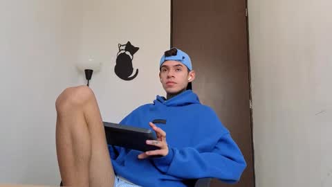   online show from March 5, 2:15 pm