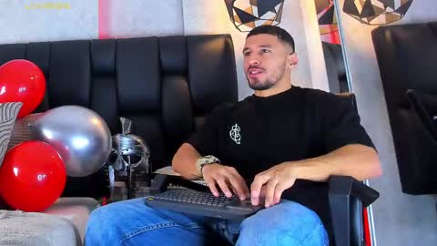 Arthur online show from February 16, 11:59 pm