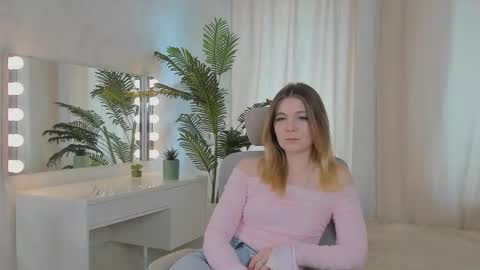 FLORA online show from April 24, 9:55 am