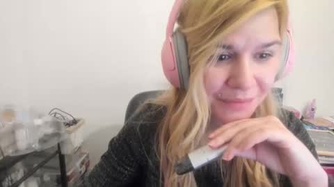 MIA online show from February 1, 10:18 pm