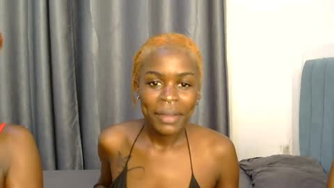 arya_naughty_ online show from July 4, 3:32 am