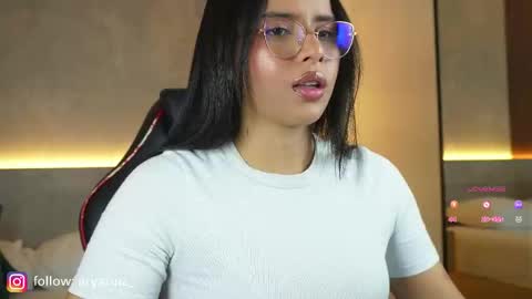 Arya online show from January 5, 5:27 pm