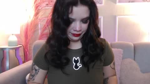 Ary  online show from March 13, 7:17 pm