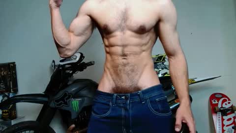 ash_wingrant online show from December 21, 2:40 am