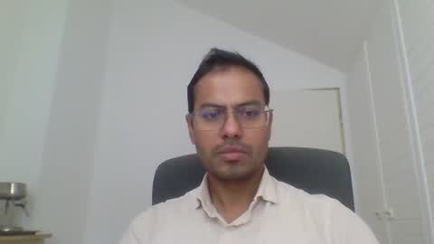 asharma1984xyz online show from June 12, 11:09 am