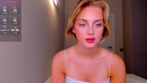 Snapshot of ashbunny_ chatting on December 30, 5:12 pm your pretty Ashley online show from December 30, 5:12 pm