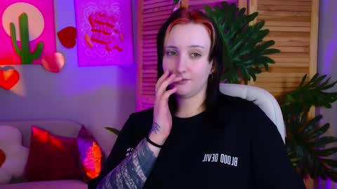 AshleyAshe  online show from April 15, 2:04 am