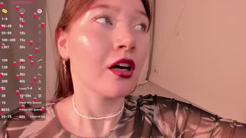 Ash online show from November 7, 2:08 pm