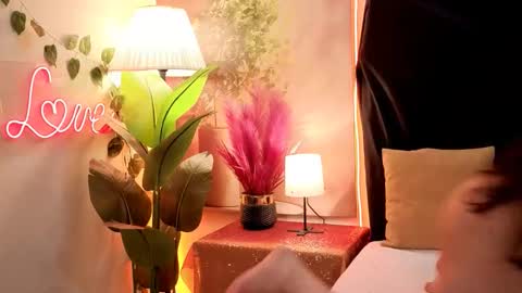 ash online show from January 13, 9:22 pm