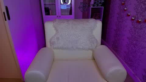 Snapshot of ashley__rous chatting on January 12, 2:45 am Ashley online show from January 12, 2:45 am