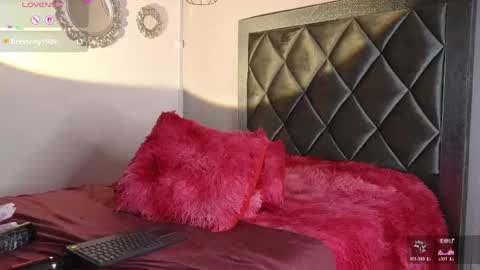 Ashley online show from April 12, 9:19 pm