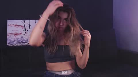 ashley_l1n online show from November 10, 11:57 am