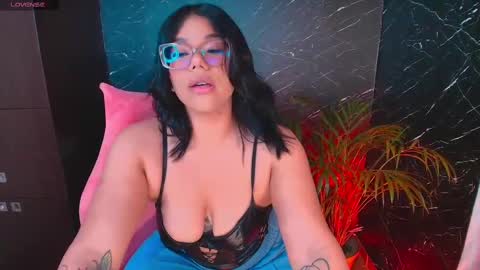 Snapshot of ashleyy18__ chatting on October 22, 1:20 am Ashleyy18   online show from October 22, 1:20 am