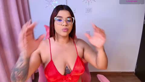 Snapshot of ashleyy18__ chatting on February 20, 8:39 am Ashleyy18   online show from February 20, 8:39 am