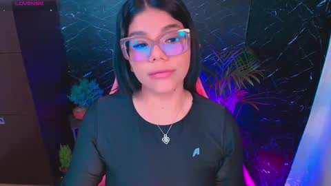Snapshot of ashleyy18__ chatting on September 27, 1:36 am Ashleyy18   online show from September 27, 1:36 am