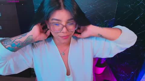 Snapshot of ashleyy18__ chatting on September 20, 11:19 pm Ashleyy18   online show from September 20, 11:19 pm