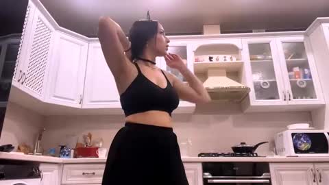 Anna online show from February 19, 8:08 pm