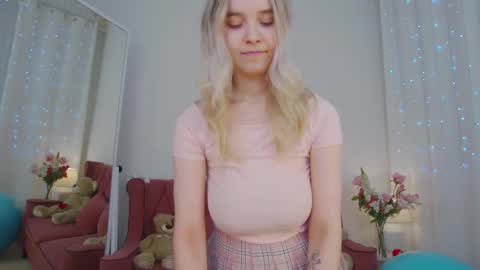 ashly_cherry online show from February 18, 11:10 am