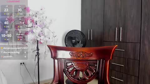 ashly_pink1 online show from October 3, 3:59 am