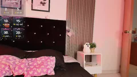    online show from October 30, 7:03 pm