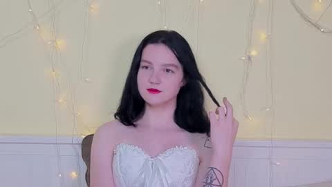 Kristine online show from November 16, 8:49 am