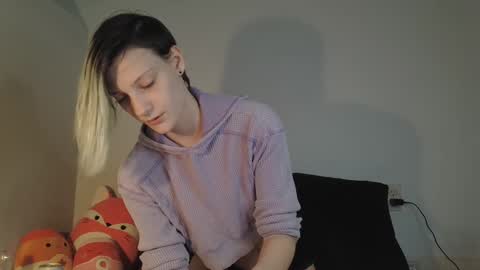 Ash online show from January 30, 8:31 pm