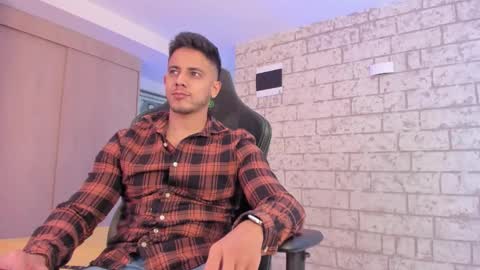 my name real is camilo online show from February 16, 2:43 am