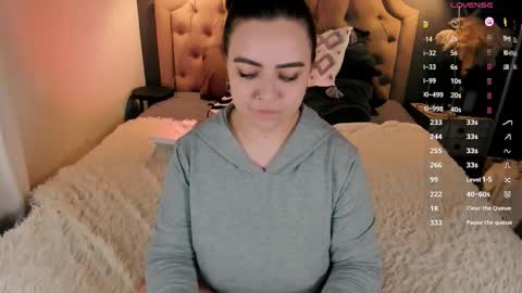 Your girlfriend online show from September 18, 10:58 pm