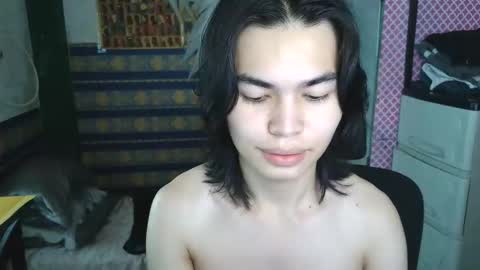 asian_babyboi online show from January 8, 4:51 am