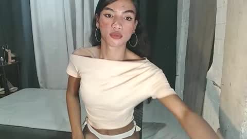 asian_cassy online show from November 27, 2:25 pm