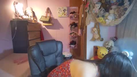 asian_llory online show from March 28, 3:08 am