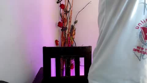 asian_lover05 online show from February 10, 11:24 am