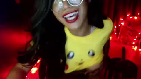 Lovely online show from October 21, 4:06 am