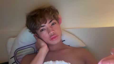 asianboyjerkz online show from June 16, 6:39 am