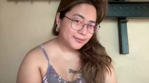 Curvy online show from April 8, 3:31 am