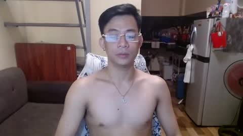 asiandreamboyx online show from March 10, 4:14 pm