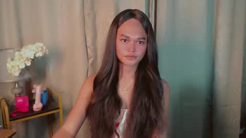 Kianna online show from November 24, 9:30 am