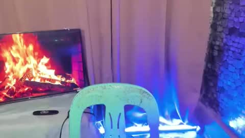 mark online show from November 7, 5:26 pm